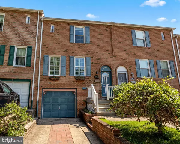 219 NAULDO RD, Philadelphia, PA 19154
