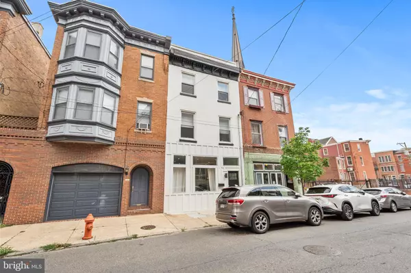 Philadelphia, PA 19123,715 N 4TH ST