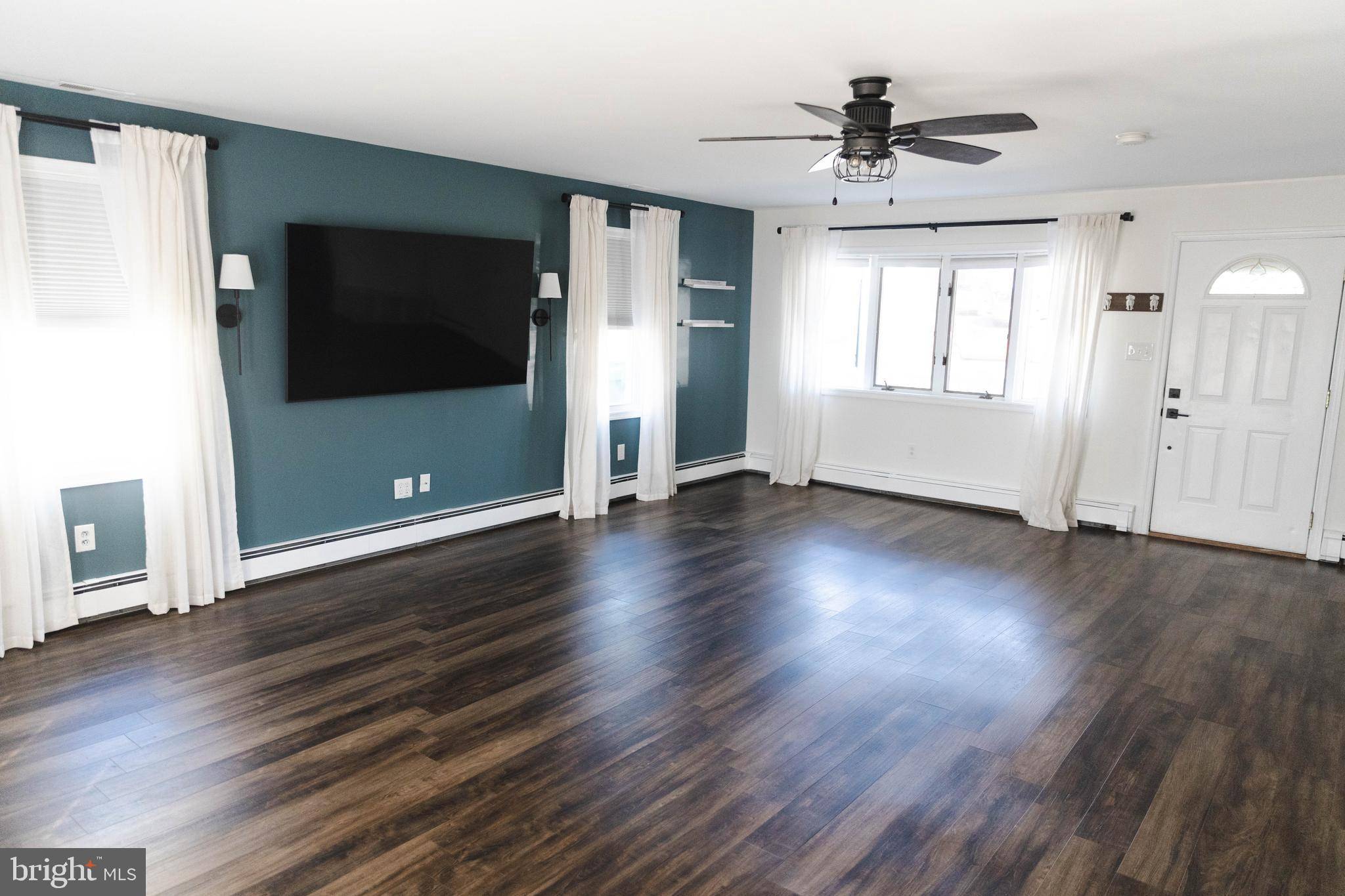 Levittown, PA 19054,26 THIMBLEBERRY LN