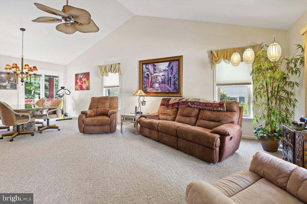 Millersville, PA 17551,19 MANOR OAKS DR