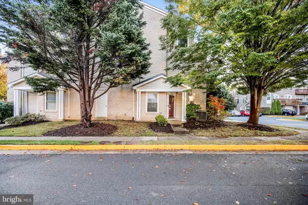 11801 ROCKAWAY LN #41, Fairfax, VA 22030