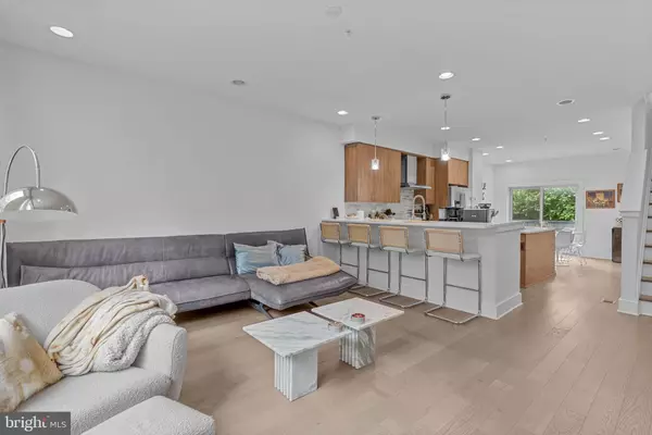 634 N 5TH ST #5,  Philadelphia,  PA 19123