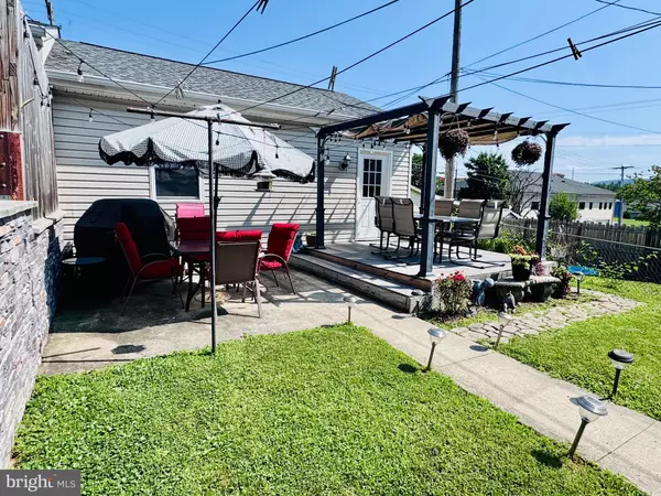 Wyomissing, PA 19610,407 OLEY ST