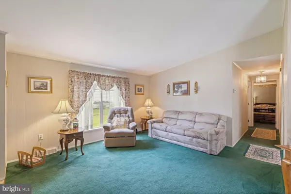Abbottstown, PA 17301,344 CRYSTAL CREEK XING
