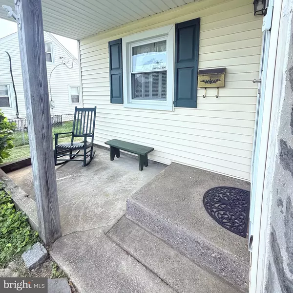 Aston, PA 19014,30 BUNTING LN