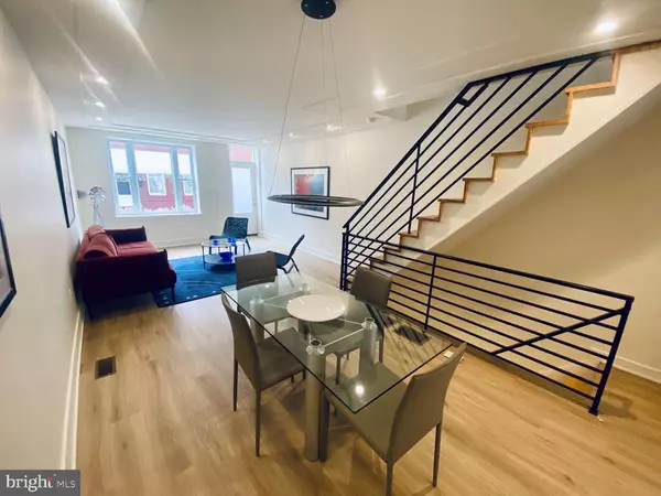 Philadelphia, PA 19148,2441 S CLARION ST