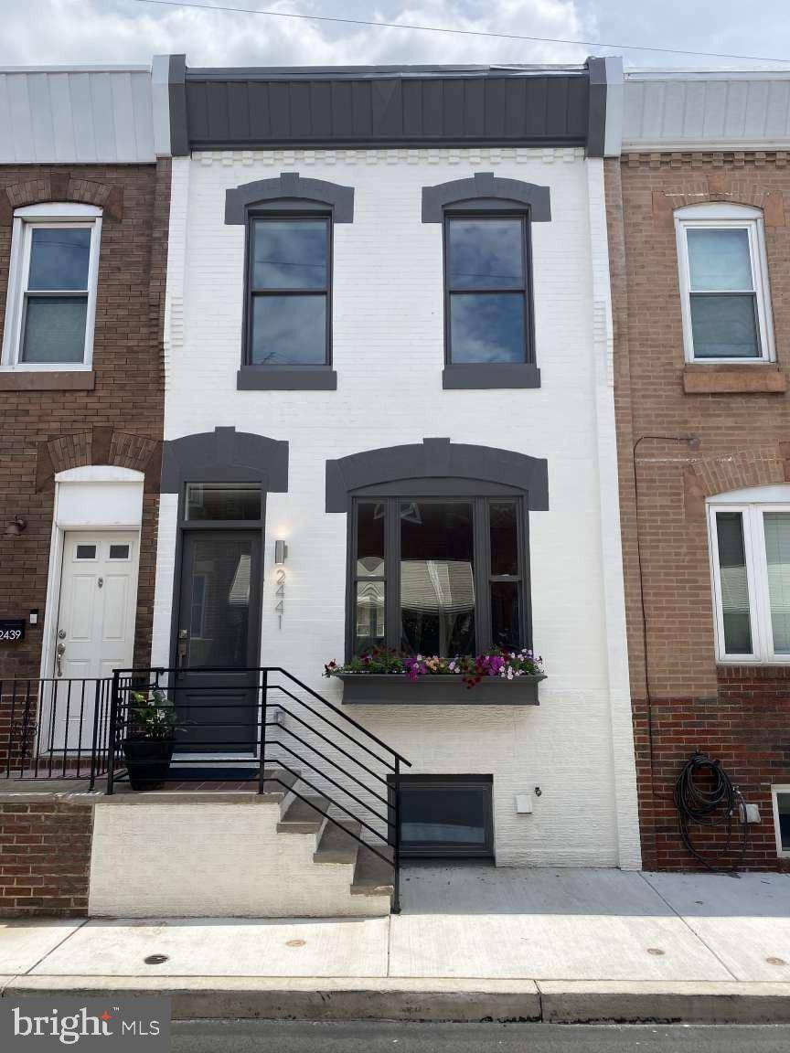 2441 S CLARION ST, Philadelphia, PA 19148
