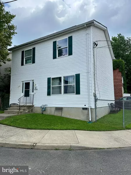 2 BARBARA ST, Trenton, NJ 08618