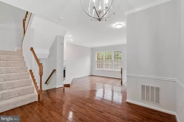 Reston, VA 20190,12033 EDGEMERE CIR