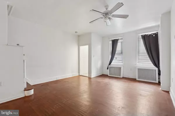 Philadelphia, PA 19134,1934 E LIPPINCOTT ST