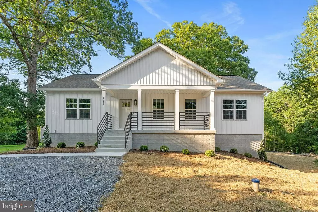 Spotsylvania, VA 22551,5712 BLUE STAR LN