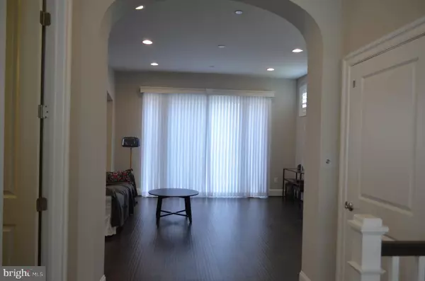 Gaithersburg, MD 20878,408 STEINBECK AVE