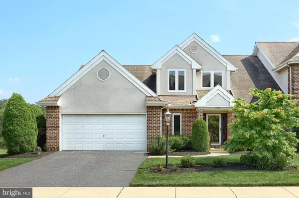 York, PA 17402,2764 FAIRWAY DR #2764