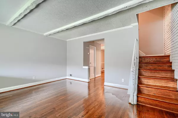 Baltimore, MD 21222,816 LOALAN AVE