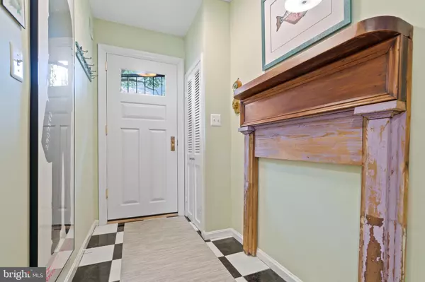 Washington, DC 20003,139 11TH ST SE