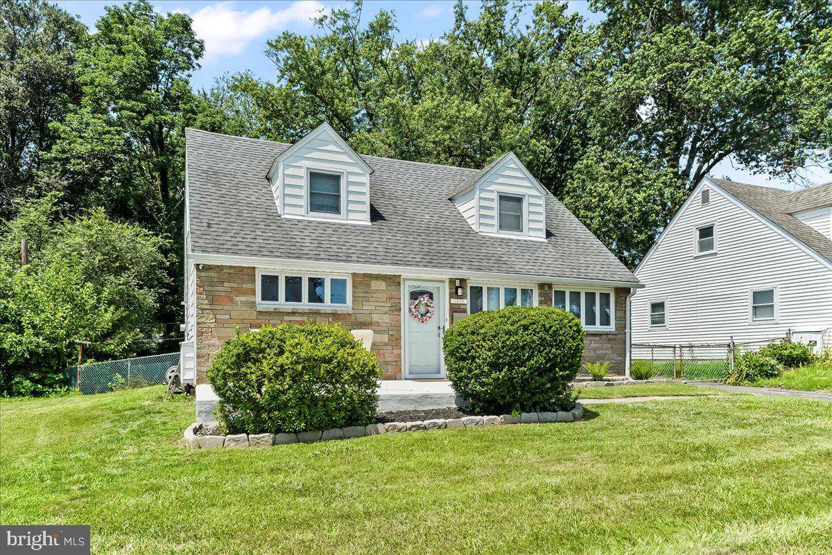 Secane, PA 19018,1003 DALE RD