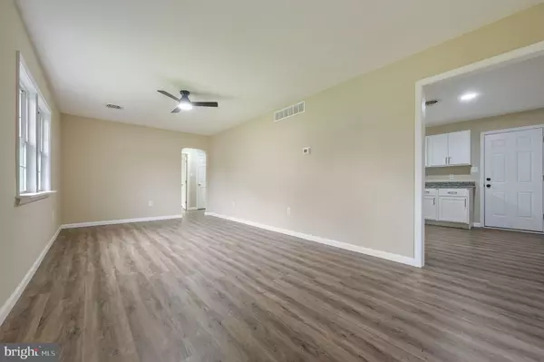 Dover, DE 19901,127 SAXTON RD