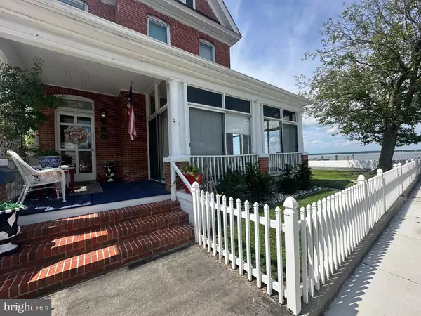 1 WEST END AVE, Cambridge, MD 21613