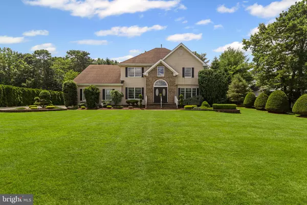 20 SAMANTHA DR, Monroe Township, NJ 08831