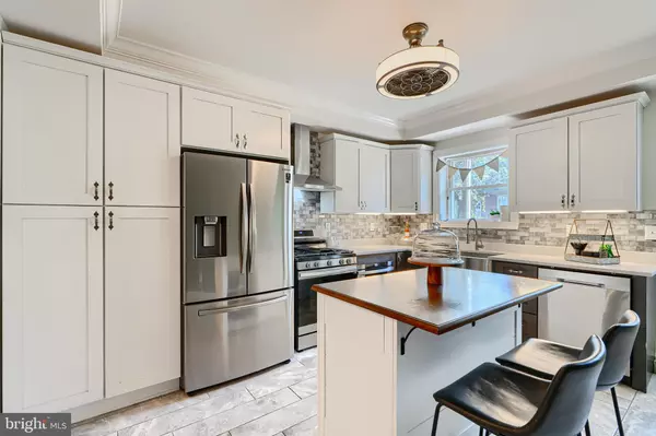 Baltimore, MD 21224,119 S POTOMAC ST