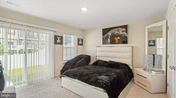Rosedale, MD 21237,5085 SILVER OAK DR