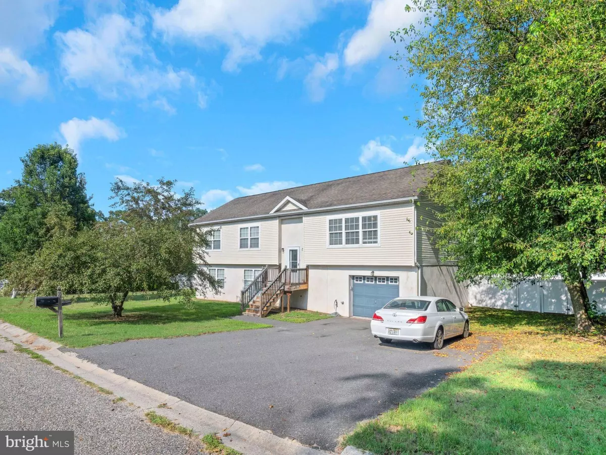 Millville, NJ 08332,9 GREENLAWN CT
