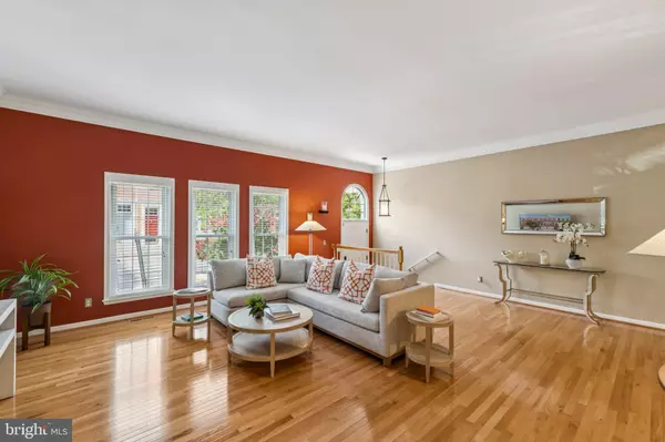 Alexandria, VA 22311,4611 LATROBE PL