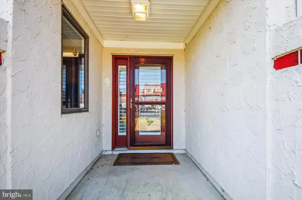 Chester, MD 21619,9-B QUEEN VICTORIA WAY