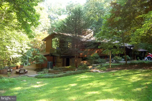 Fairfax Station, VA 22039,9728 SWIFT CREEK CT