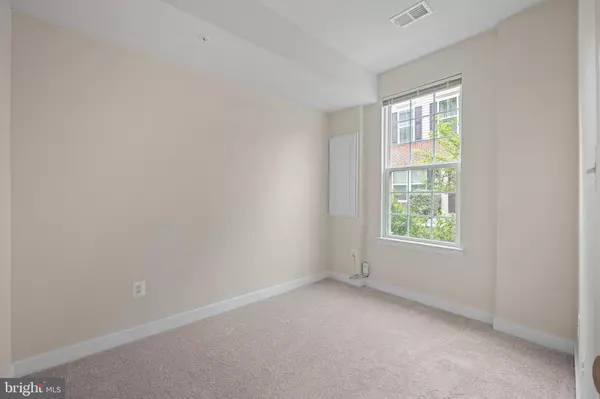 Greenbelt, MD 20770,8262 MINER ST