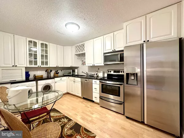 Mclean, VA 22102,8380 GREENSBORO DR #925