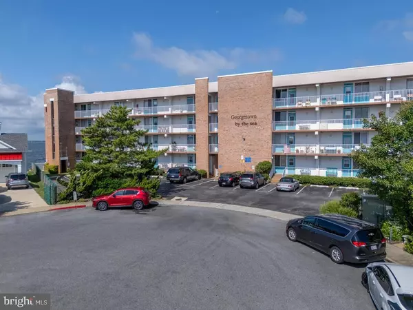Ocean City, MD 21842,745 MOORING RD #210
