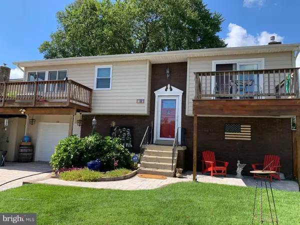 831 SHORE DR, Edgewater, MD 21037