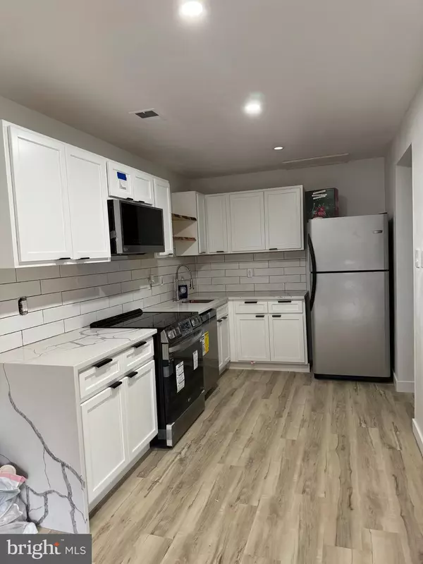 Laurel, MD 20707,7556 WOODBINE DR