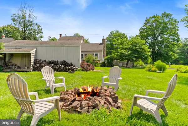 Harleysville, PA 19438,721 HARLEYSVILLE PIKE