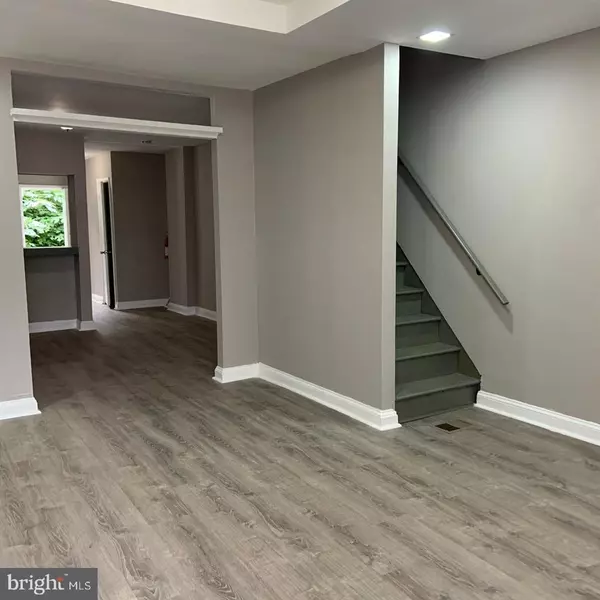Philadelphia, PA 19142,6015 KINGSESSING AVE