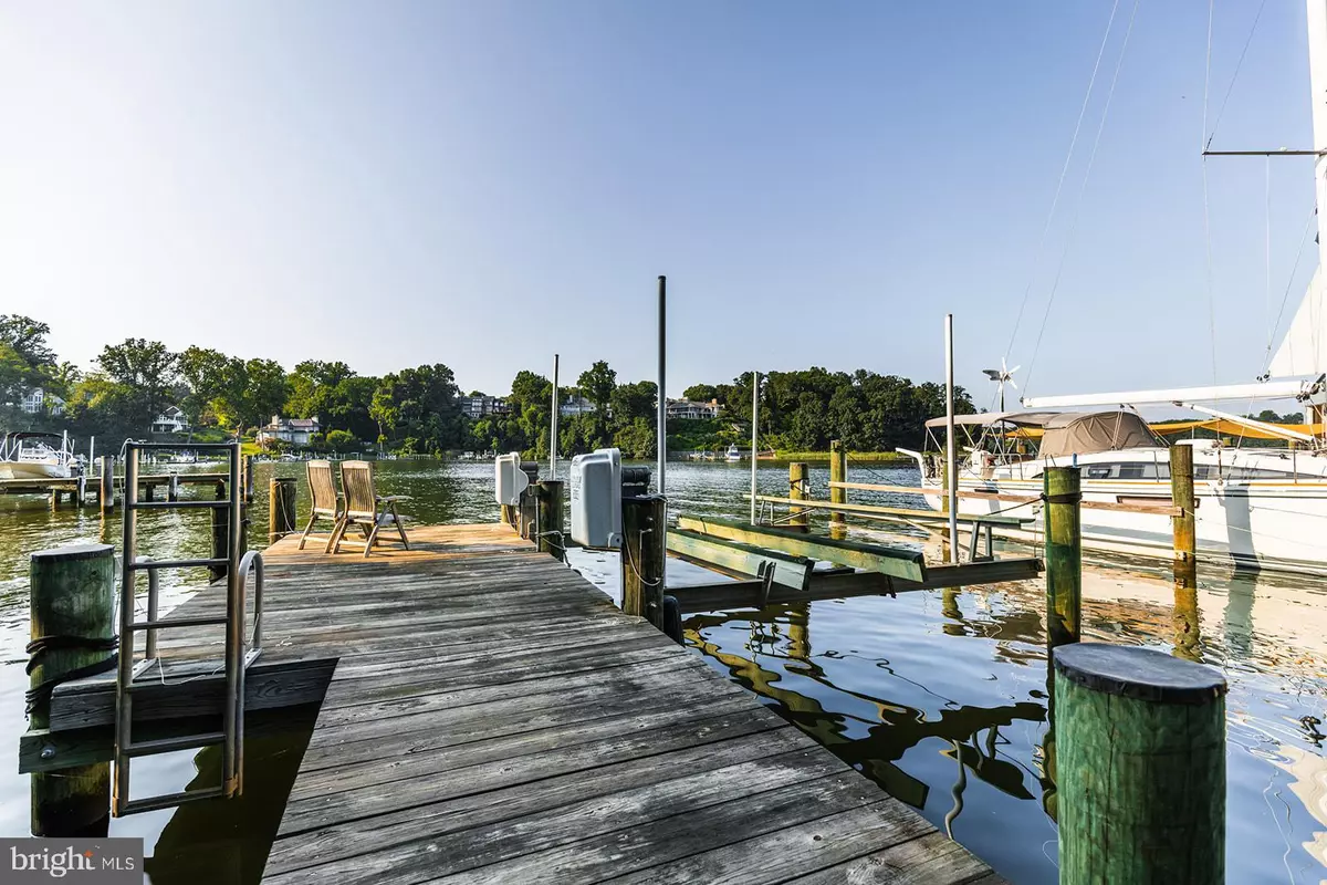 Annapolis, MD 21401,357 OVERLOOK TRL