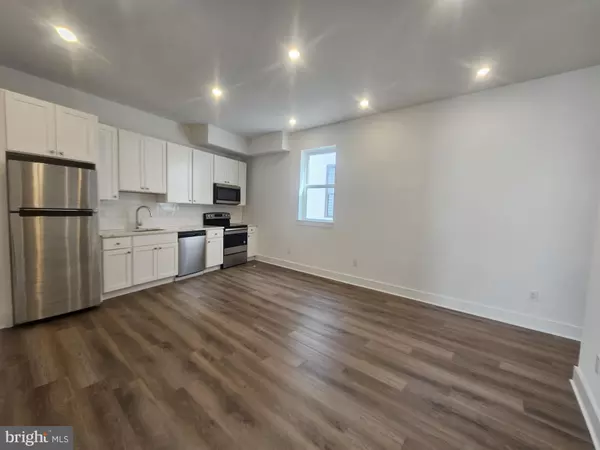 Philadelphia, PA 19144,6202-4 GERMANTOWN AVE #3R