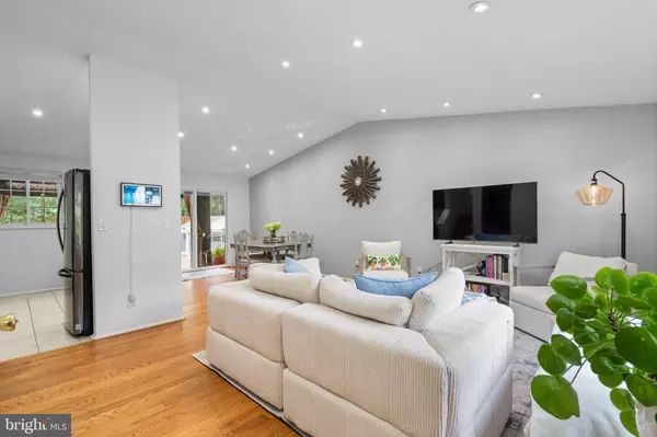 Springfield, VA 22153,8767 COLD PLAIN CT