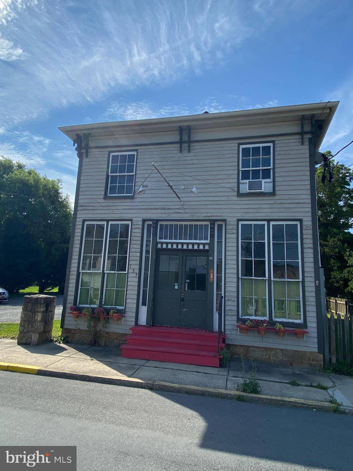 Wardensville, WV 26851,135 W MAIN ST