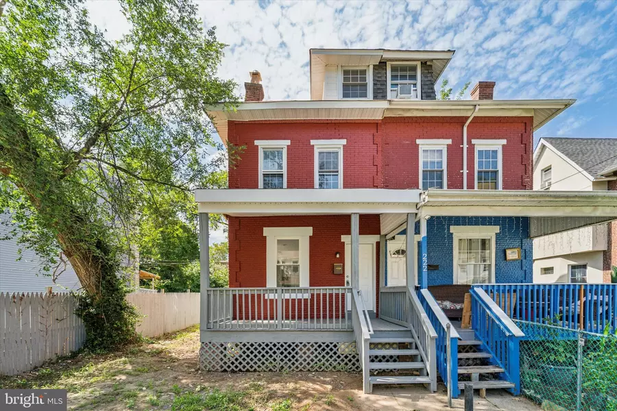 220 TIOGA ST, Trenton, NJ 08609