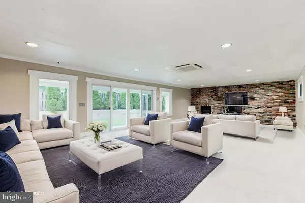 Rockville, MD 20851,307 NIMITZ AVE