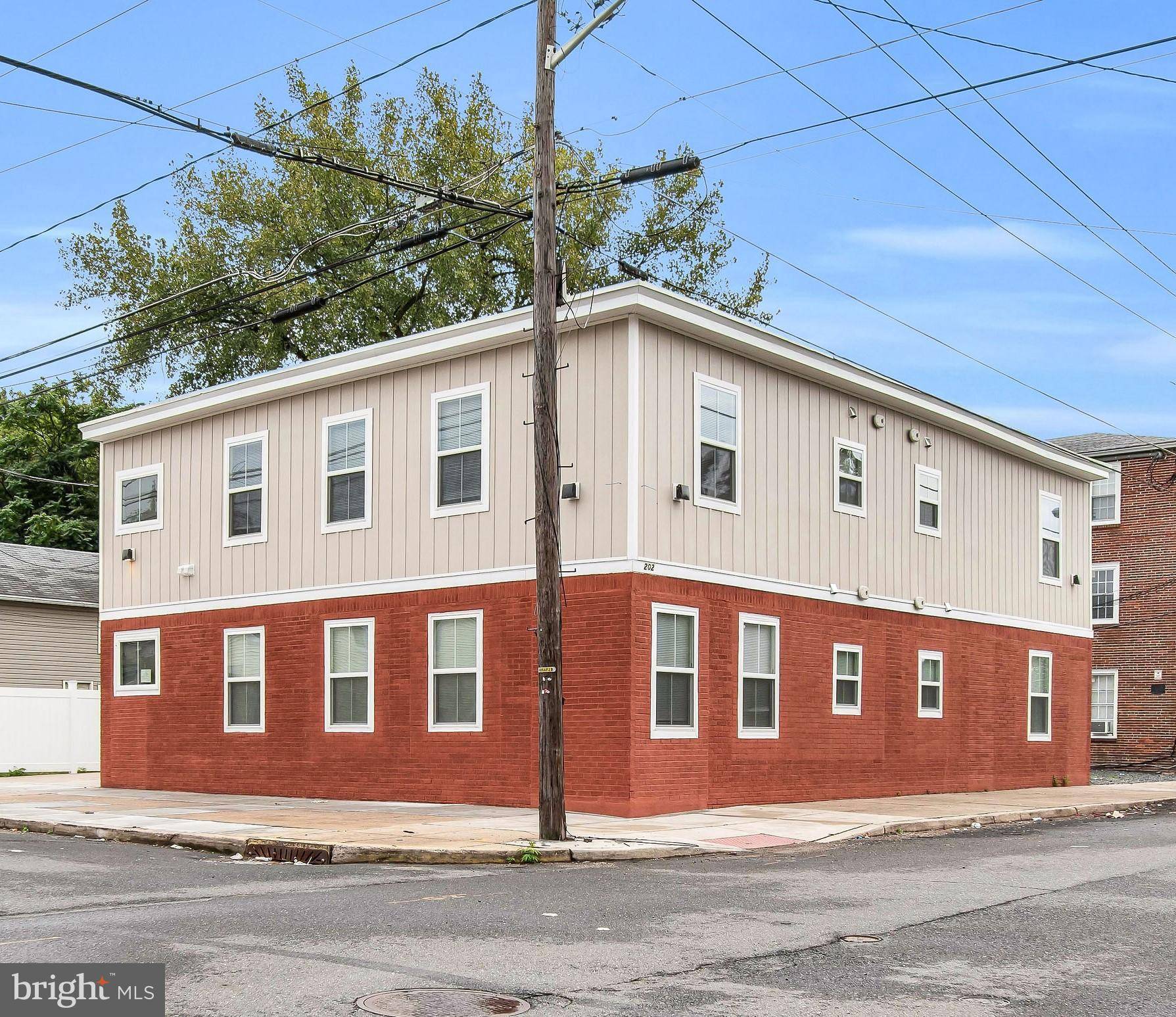 202 FOUNDRY ST, Florence, NJ 08518