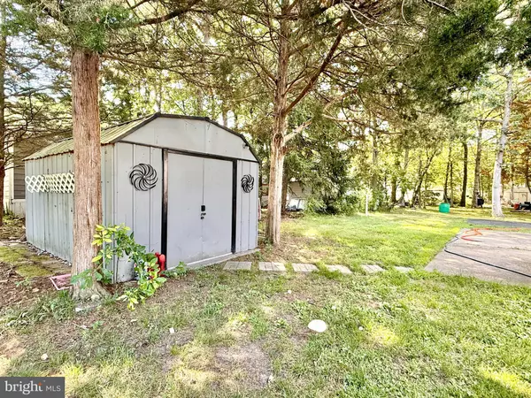 Pittsgrove, NJ 08318,26 CEDARWOOD AVE