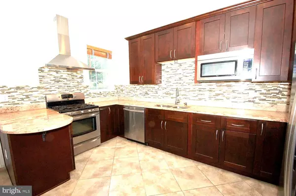 Columbia, MD 21046,7327-E ROCKY CREEK DR #17