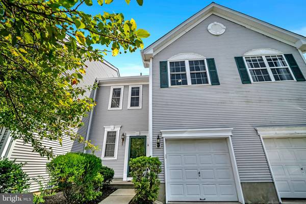 29 WINDSOR POND RD, Princeton Junction, NJ 08550