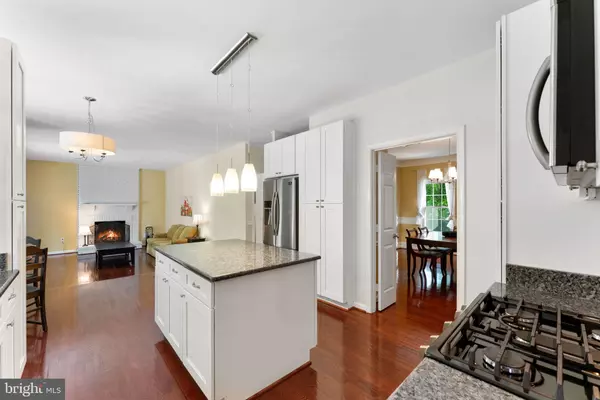 Centreville, VA 20120,15107 WETHERBURN DR