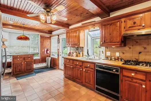 Ewing, NJ 08618,1637 PENNINGTON RD