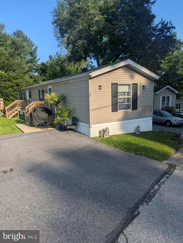 26 MAPLEWOOD DR, Coatesville, PA 19320