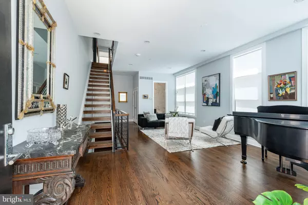 Philadelphia, PA 19146,431 S 20TH ST